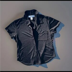 Jones 90s Y2K Chic Collared Short Sleeve Flowy Button Down Blouse Size Small